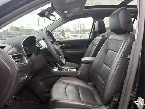 Used 2023 Chevrolet Equinox Premier image 11