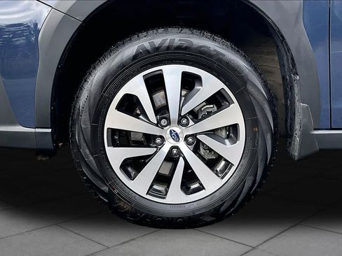 Used 2025 Subaru Outback image 11