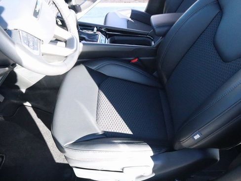 New 2026 Jeep Compass Latitude image 12