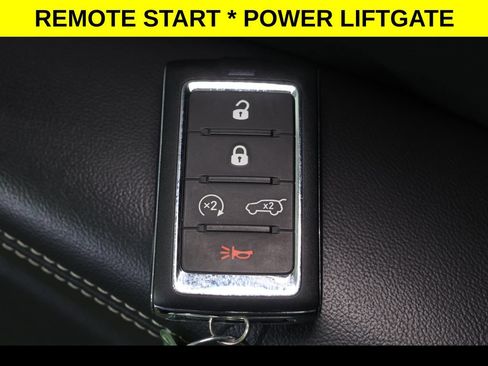 Used 2022 Jeep Grand Cherokee Limited 4xe w/ Luxury Tech Group II AWD/4WD image 12
