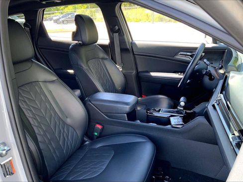 Used 2024 Kia Sportage X-Pro AWD/4WD image 7