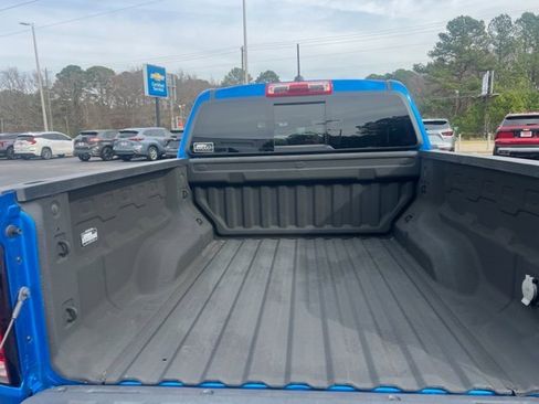 Used 2024 Chevrolet Colorado LT w/ LT Convenience Package III image 5