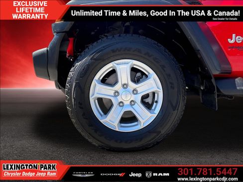 Used 2019 Jeep Wrangler Sport AWD/4WD image 34