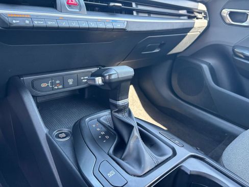 Used 2025 Kia K4 FWD image 39