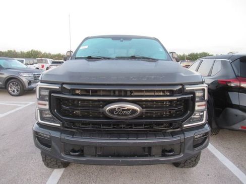 Certified 2021 Ford F250 Lariat AWD/4WD image 2