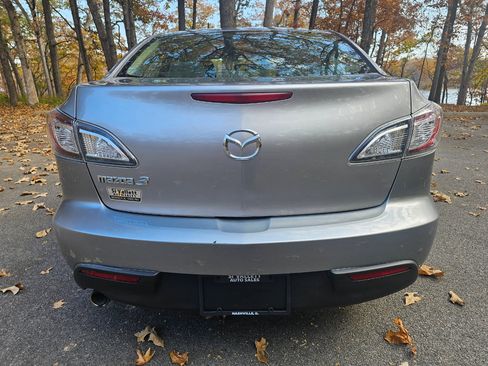 Used 2010 MAZDA MAZDA3 i Touring image 7