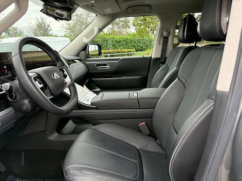 Used 2025 INFINITI QX80 Sensory image 20