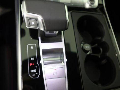 Certified 2026 Audi Q8 Prestige AWD/4WD image 20
