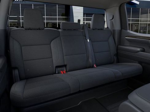 New 2026 GMC Sierra 1500 SLE image 17