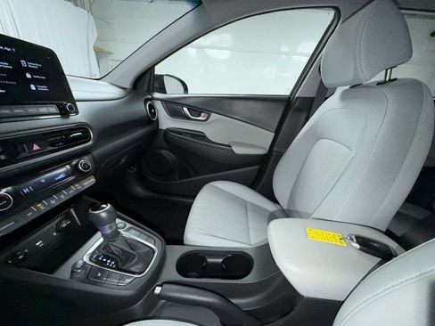 Used 2023 Hyundai Kona SEL w/ Convenience Package AWD/4WD image 5
