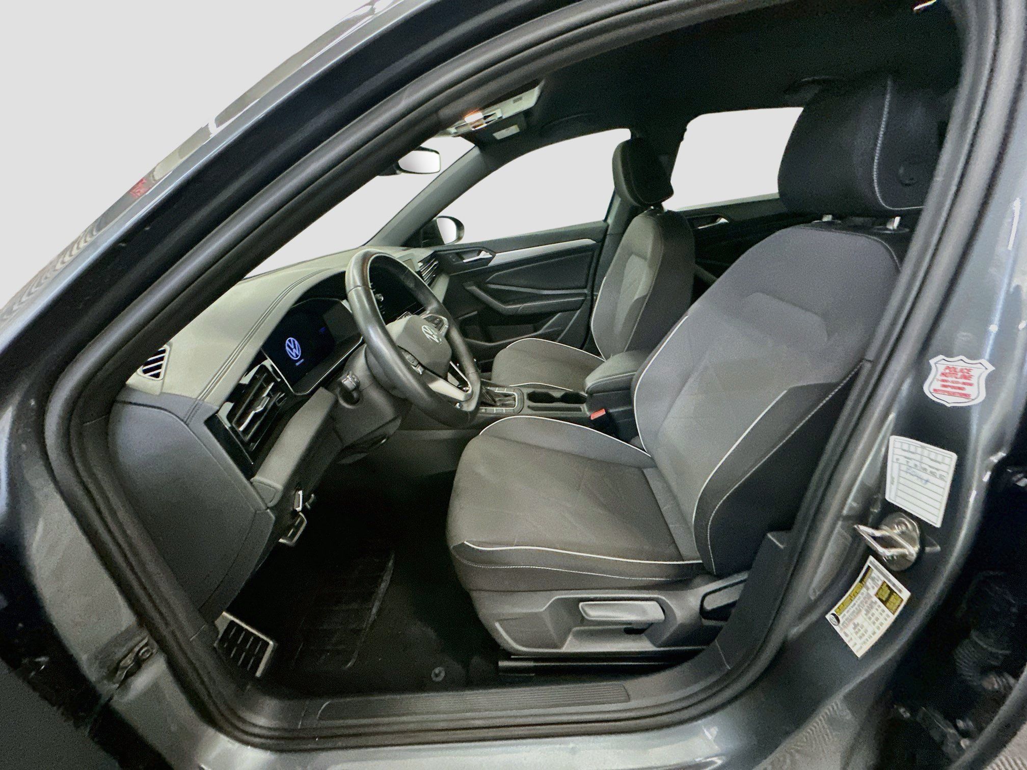 Used 2025 Volkswagen Jetta Sport FWD image 13