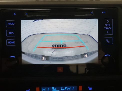 Used 2019 Toyota Tacoma TRD Off-Road image 18