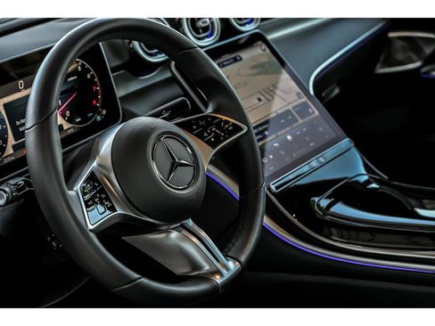Certified 2025 Mercedes-Benz C 300 4MATIC Sedan image 15
