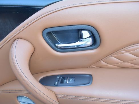 Used 2024 INFINITI QX80 Sensory image 21