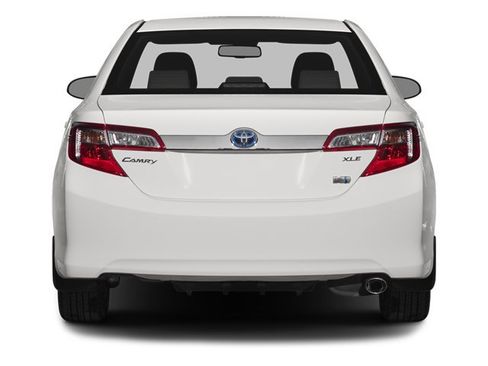 Used 2014 Toyota Camry LE image 5