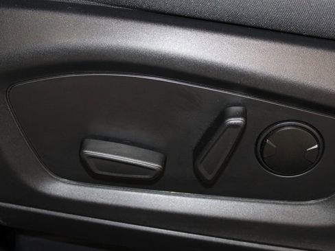 Used 2025 Ford Explorer Active image 16