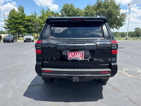 Used 2026 Toyota 4Runner TRD Off-Road Premium AWD/4WD image 7