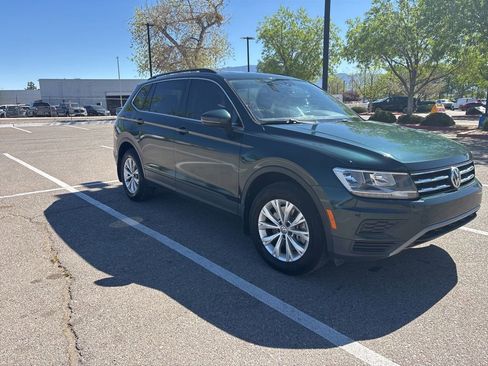Used 2019 Volkswagen Tiguan SE image 1