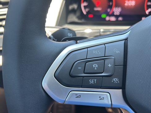 New 2026 Volkswagen Atlas Peak Edition AWD/4WD image 23