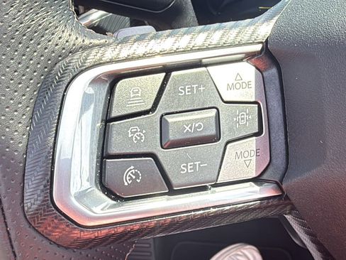 Used 2025 Ford Mustang GT Premium RWD image 13