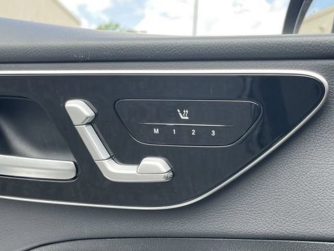 Used 2025 Mercedes-Benz C 300 4MATIC Sedan image 14