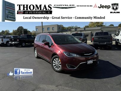 Used 2017 Chrysler Pacifica Touring-L
