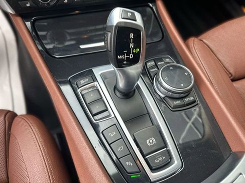 Used 2014 BMW 535i Gran Turismo xDrive image 21