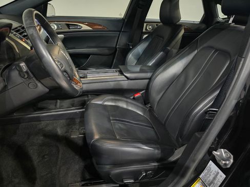 Used 2020 Lincoln MKZ Reserve w/ Luxury Package image 26