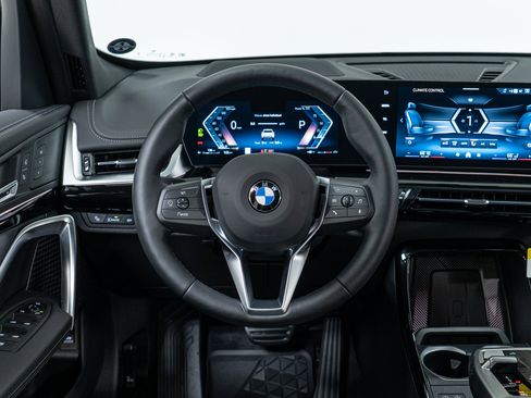 New 2026 BMW X1 xDrive28i w/ Technology Package image 17