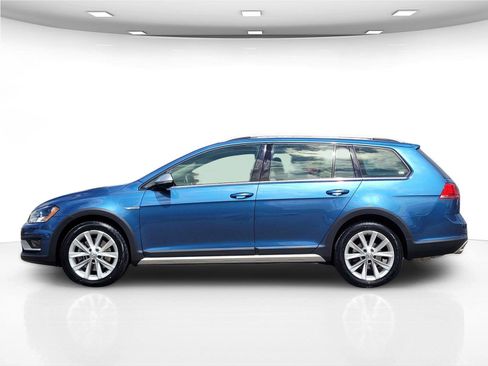 Used 2017 Volkswagen Golf Alltrack SEL AWD/4WD image 9