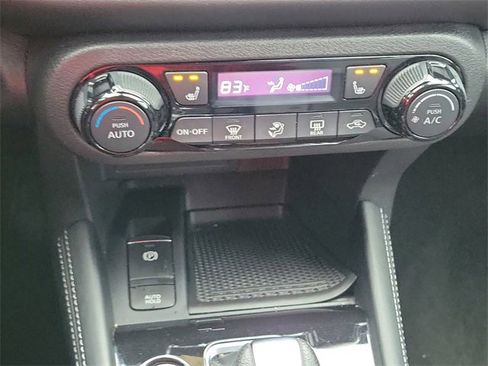 Certified 2023 Nissan Kicks SR w/ SR Premium Package image 30