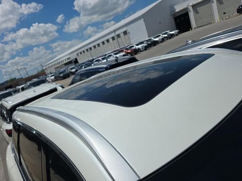 Used 2023 INFINITI QX60 Luxe w/ Vision Package image 3