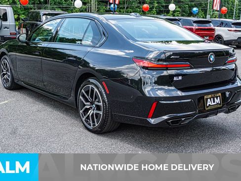 Used 2023 BMW 760i xDrive AWD/4WD image 4