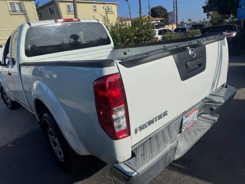 Used 2014 Nissan Frontier S image 7