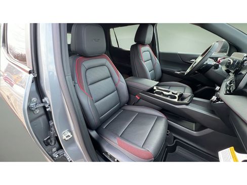 New 2026 Chevrolet Equinox RS image 32