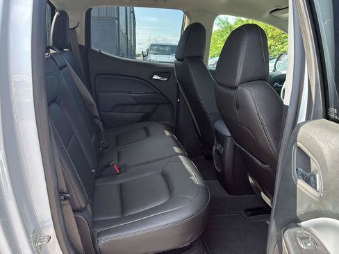 Used 2021 Chevrolet Colorado Z71 AWD/4WD image 11