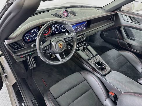 Used 2022 Porsche 911 Targa 4 GTS AWD/4WD image 4