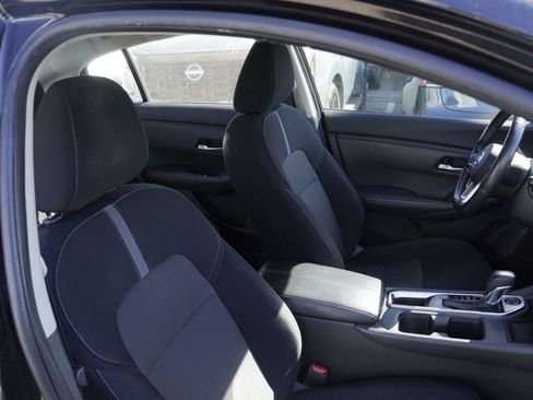 Certified 2023 Nissan Sentra SV image 17