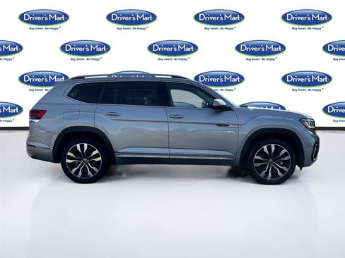Used 2021 Volkswagen Atlas SEL Premium image 9