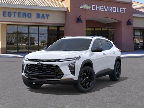 New 2026 Chevrolet Trax ACTIV w/ Sunroof Package FWD image 6