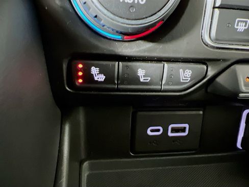 Used 2021 Chevrolet Tahoe Premier image 21