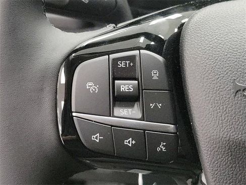 New 2025 Ford Escape SE image 7