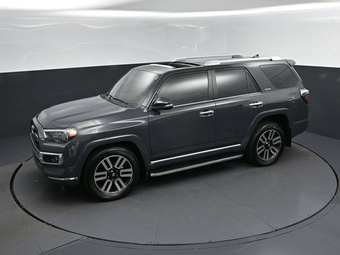 Used 2024 Toyota 4Runner Limited RWD image 31