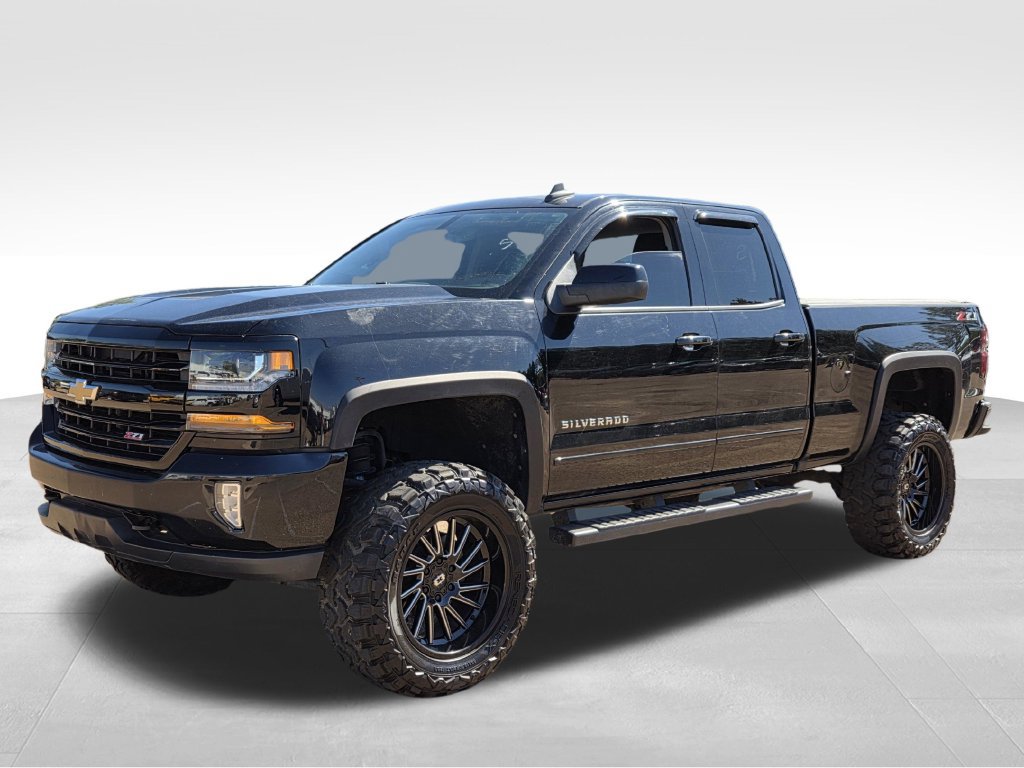 Used 2018 Chevrolet Silverado 1500 LT AWD/4WD image 30