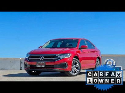 Used 2023 Volkswagen Jetta SE