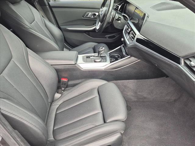 Used 2019 BMW 330i xDrive Sedan w/ Convenience Package AWD/4WD image 22