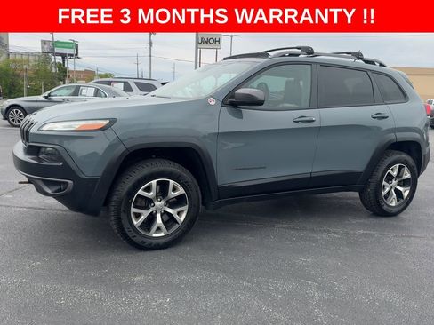 Used 2014 Jeep Cherokee Trailhawk w/ Technology Group AWD/4WD image 4