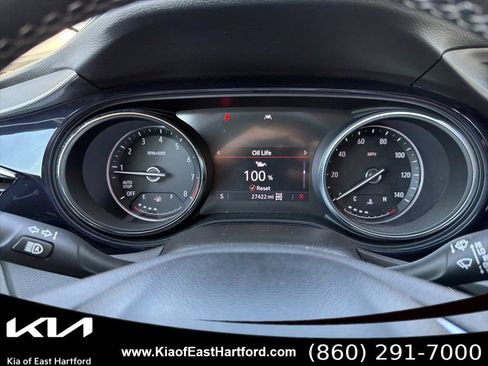 Used 2022 Buick Encore GX Essence w/ Experience Buick Package AWD/4WD image 32