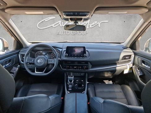 Certified 2024 Nissan Rogue SV w/ SV Premium Package FWD image 20