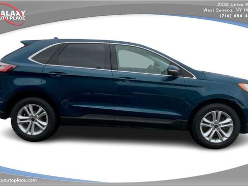 Used 2020 Ford Edge SEL w/ Convenience Package image 4